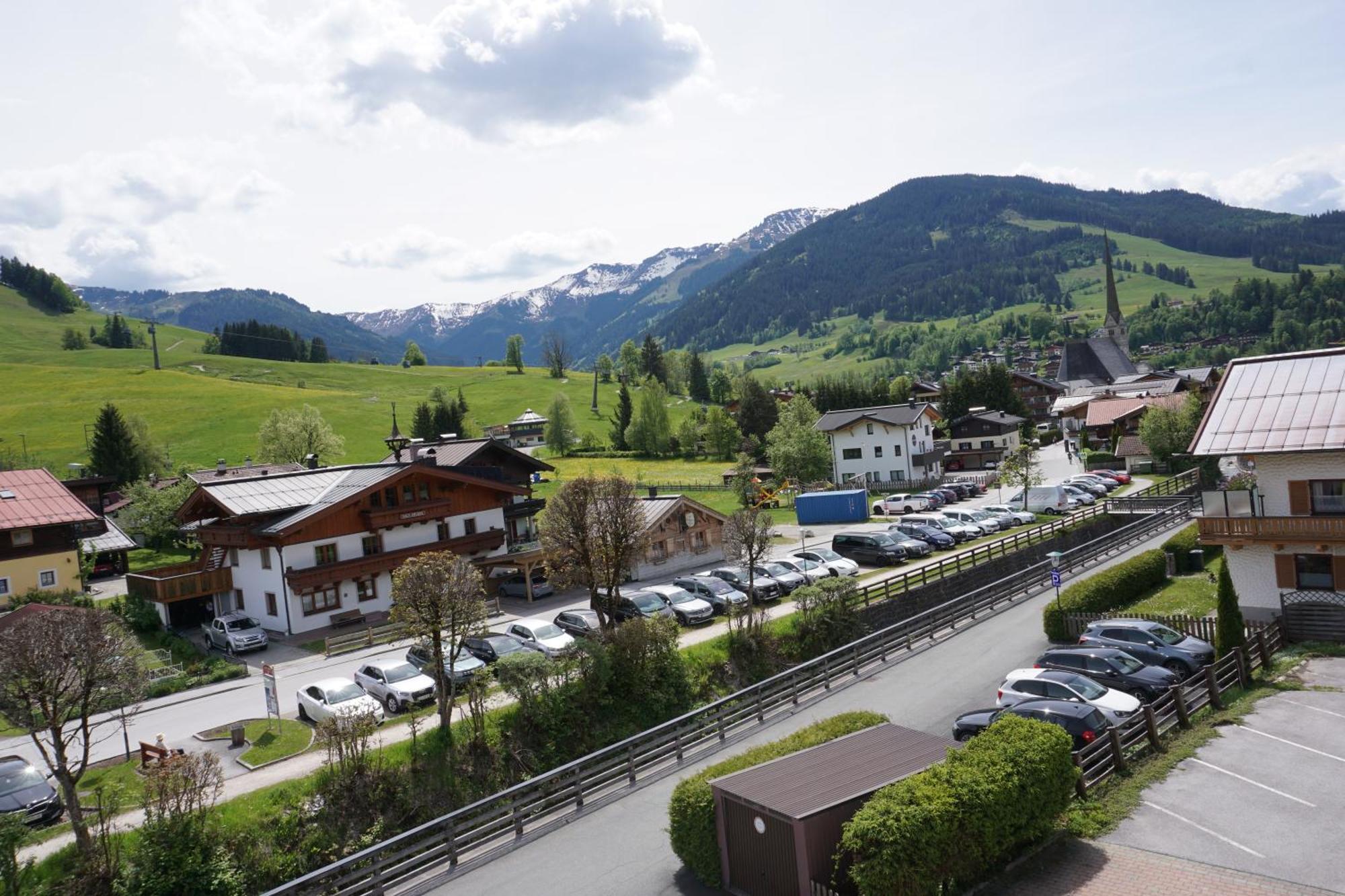 Pension & Appartements Anny Maria Alm am Steinernen Meer Eksteriør bilde