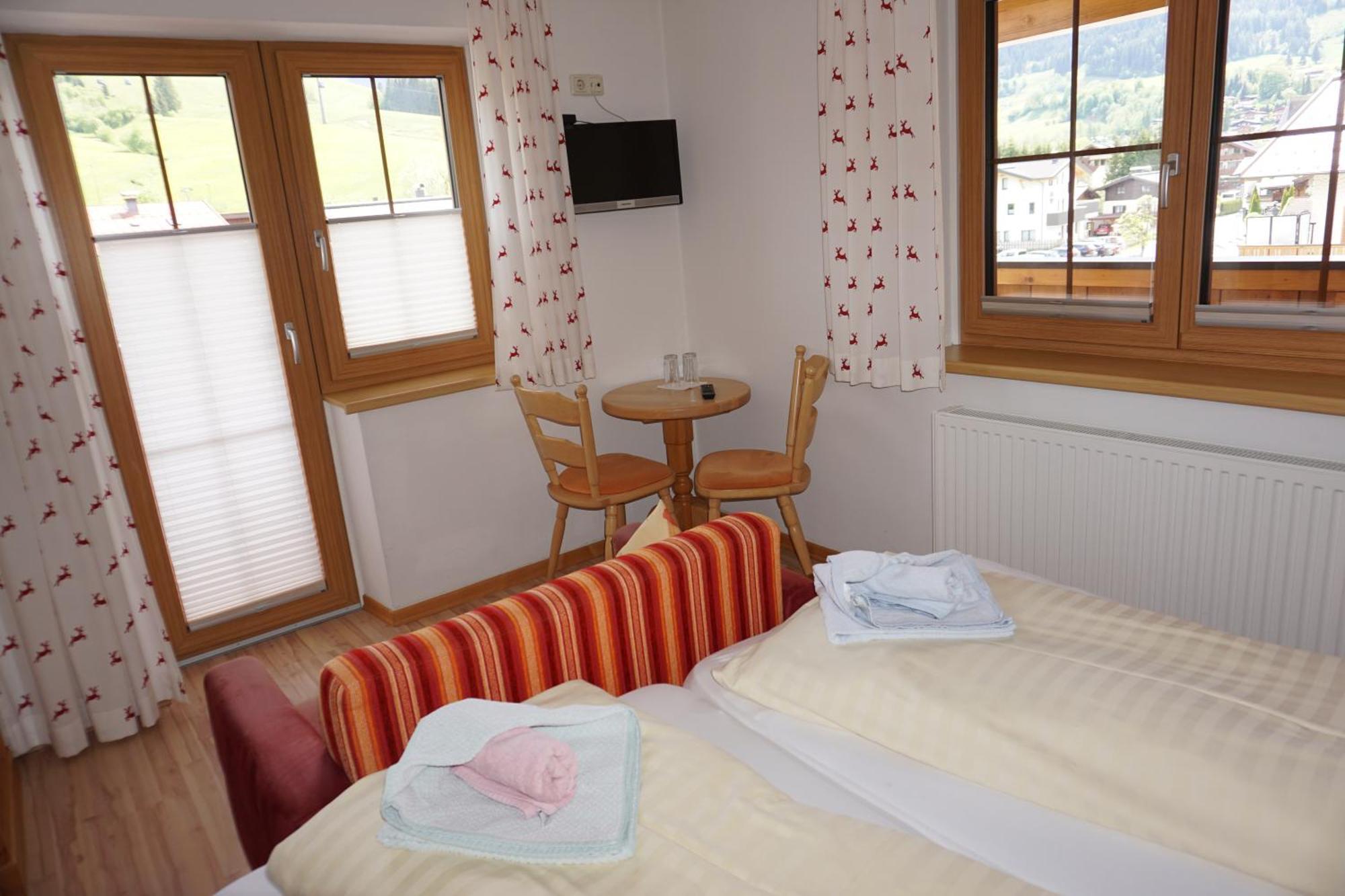 Pension & Appartements Anny Maria Alm am Steinernen Meer Eksteriør bilde