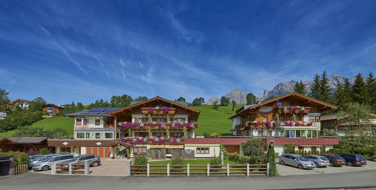 Pension & Appartements Anny Maria Alm am Steinernen Meer Eksteriør bilde