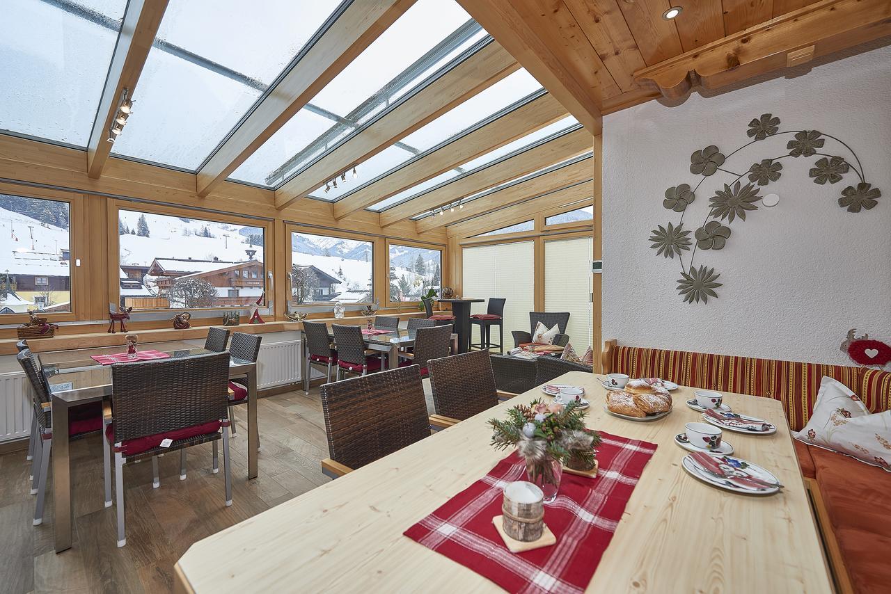Pension & Appartements Anny Maria Alm am Steinernen Meer Eksteriør bilde